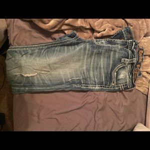 Like New Rock Revival Skinny Jean Size 33